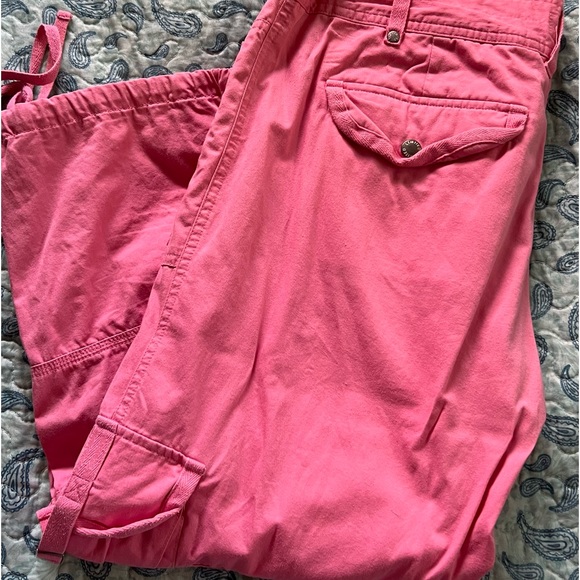 Cargo Capris-New Condition - Picture 2 of 5